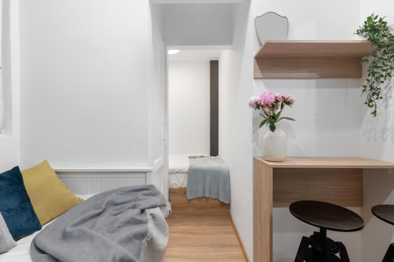 Ultra Central, 15 Sqm Studio By Urbanesq Bucarest Exterior foto